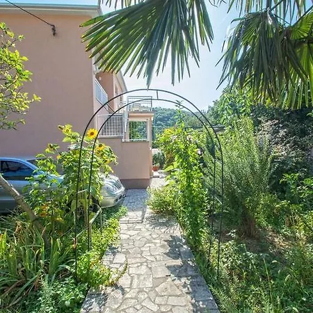 아파트 Nena 크리크베니카